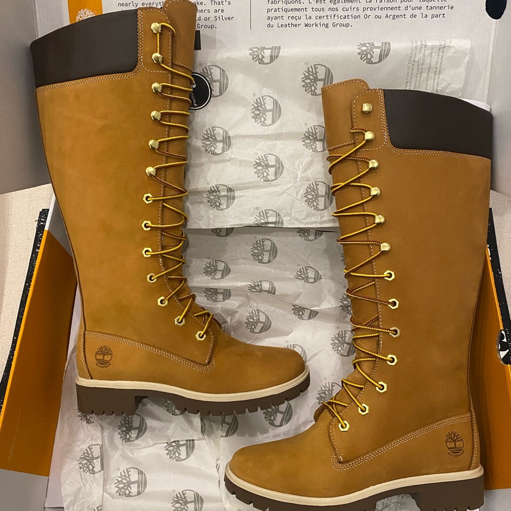 Timberland Women's wheat Lace-Up Boots